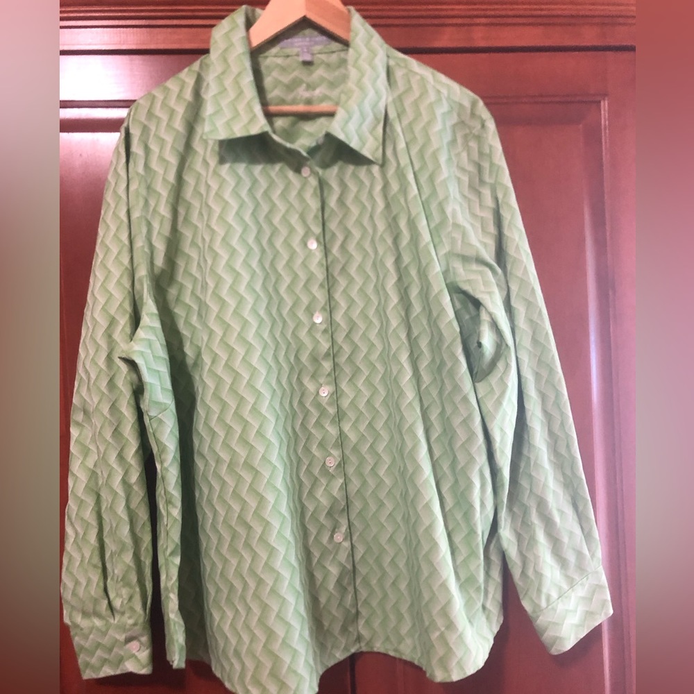 Foxcroft Light Green Pattern Wrinkle Free Blouse Size 22W
